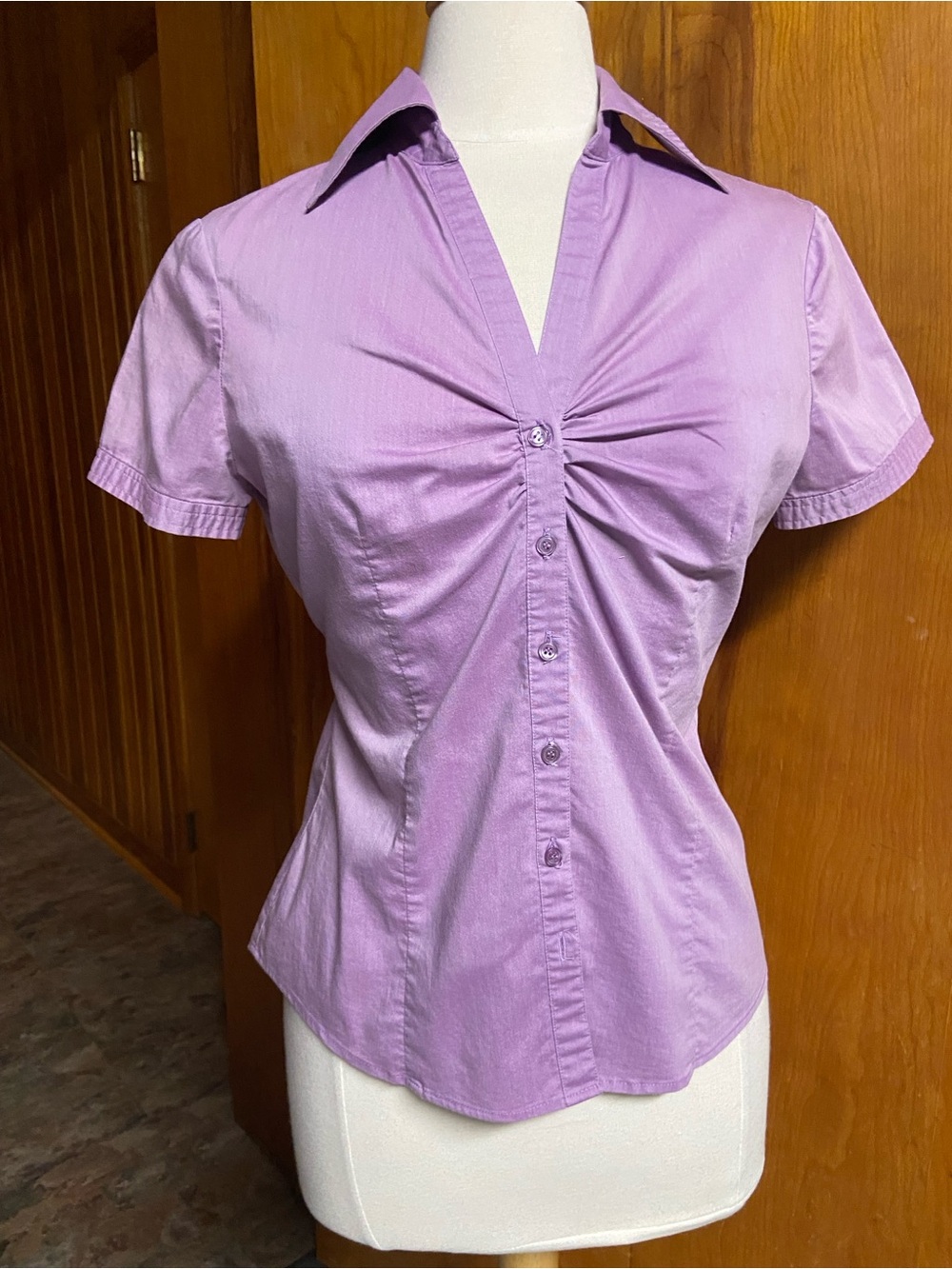 NEW YORK & CO Women’s Short Sleeve Ruched Front Blouse Lavender